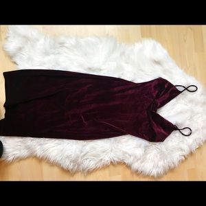 Barely worn red velvet Lulu’s holiday dress
